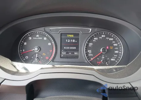 2018 Audi Q3 2.0T Premium/2.0T Sport Premium z USA, uszkodzony, nr VIN WA1ECCFS1JR028856